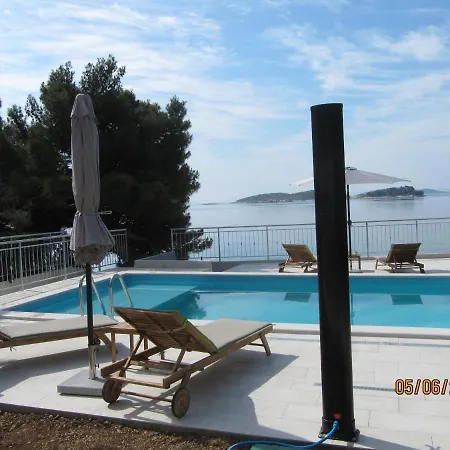 Villa House Nono Orebic